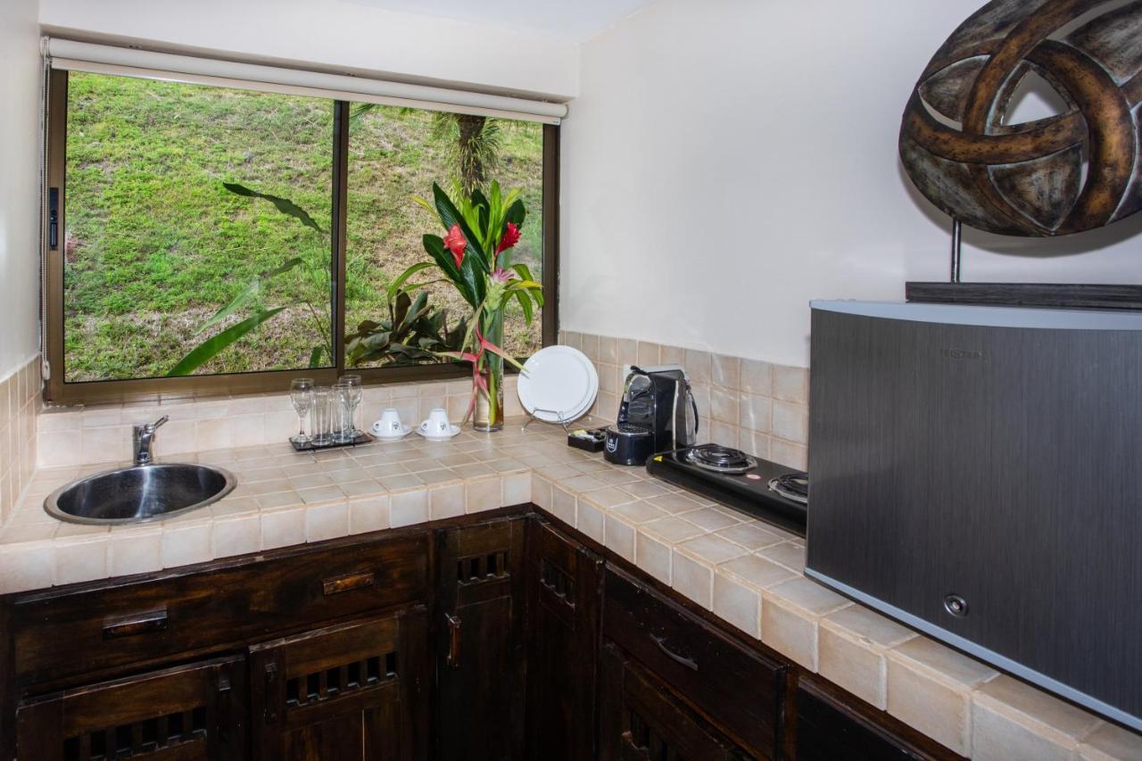 Tiki Villas Rainforest Lodge - Adults Only Увита Экстерьер фото